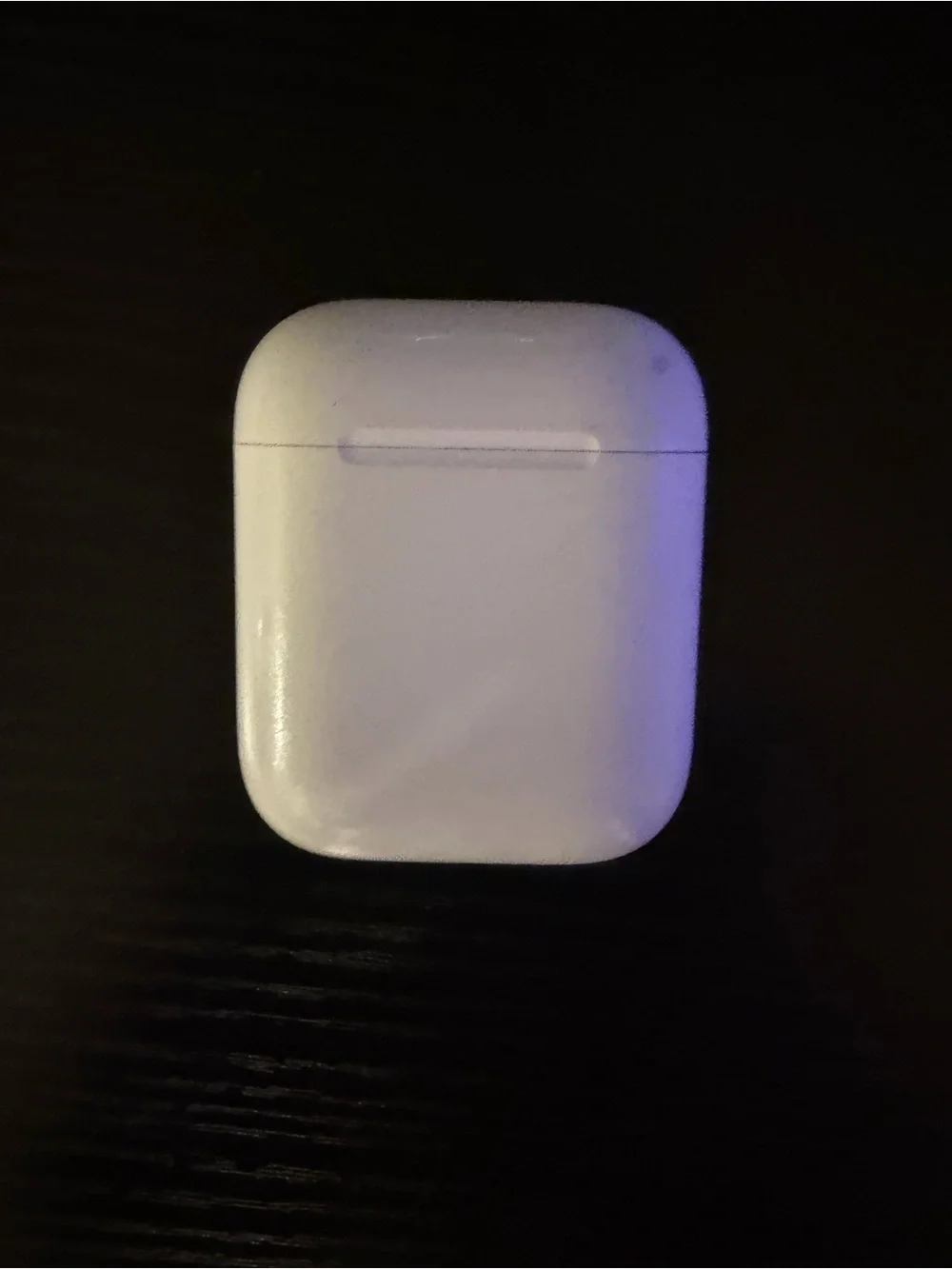 Apple White Wireless Earbuds with Charging Case